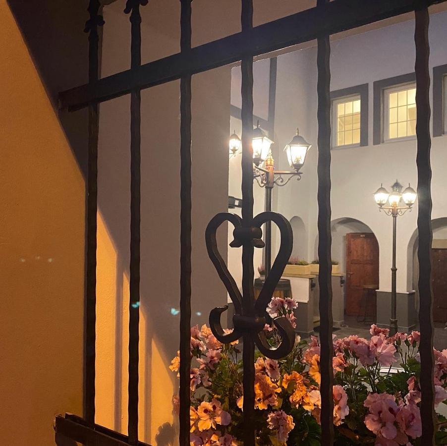 Sg Apartmanovy Dum Hořice Εξωτερικό φωτογραφία