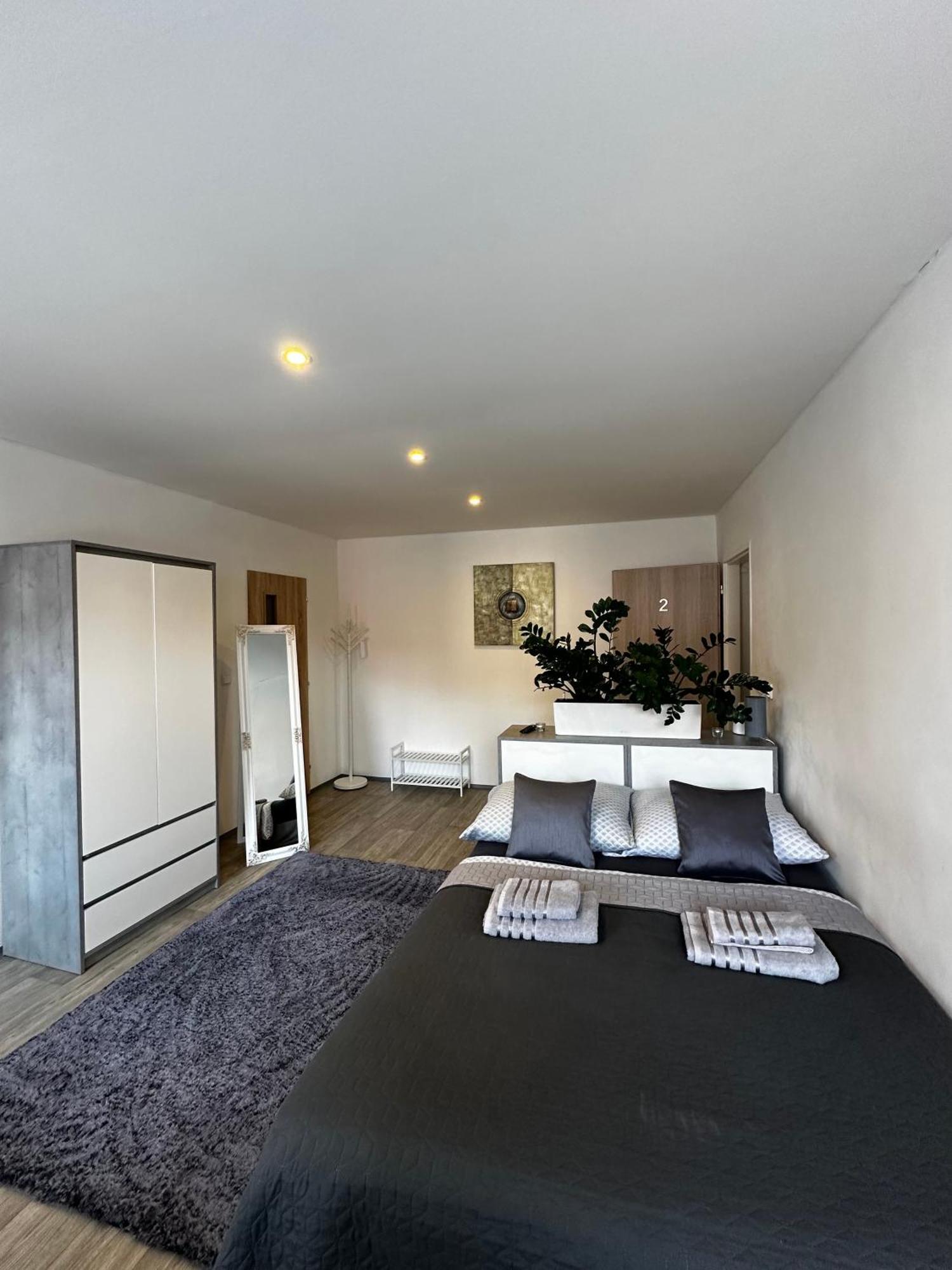 Sg Apartmanovy Dum Hořice Εξωτερικό φωτογραφία