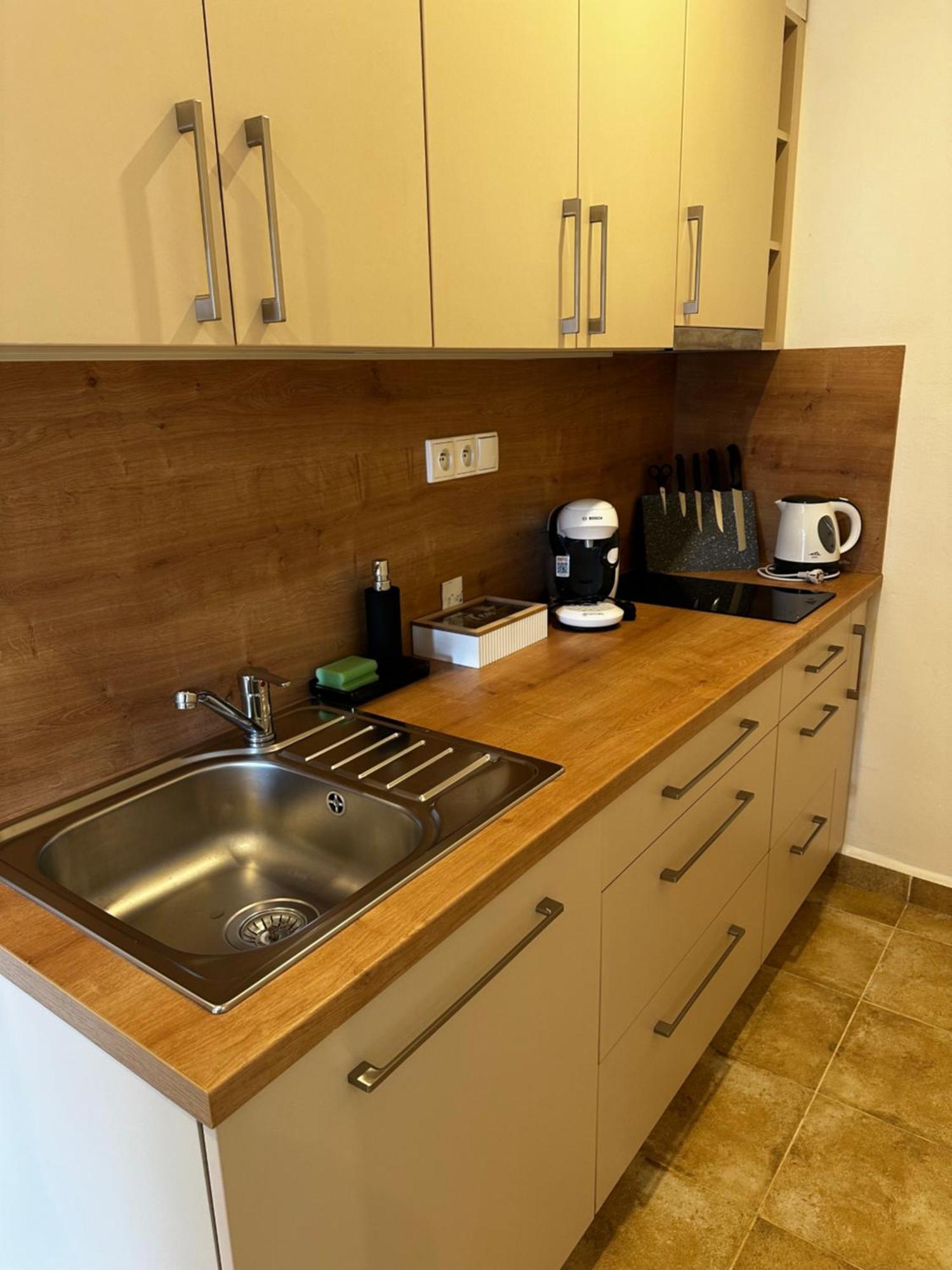 Sg Apartmanovy Dum Hořice Εξωτερικό φωτογραφία